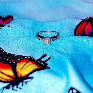 10k white gold engagement ring